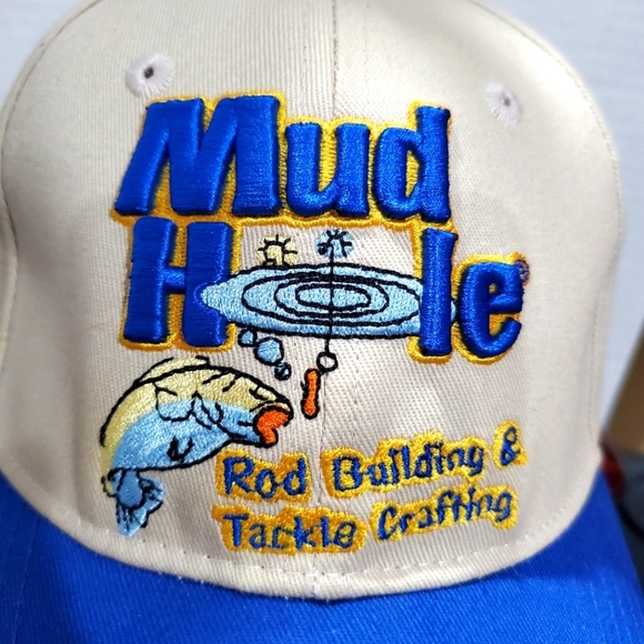 Embroidered Hook and Loop Back Fishing Outdoor Trucker Hat Cap MUD HOLE NEW Cond - Picture 7 of 8